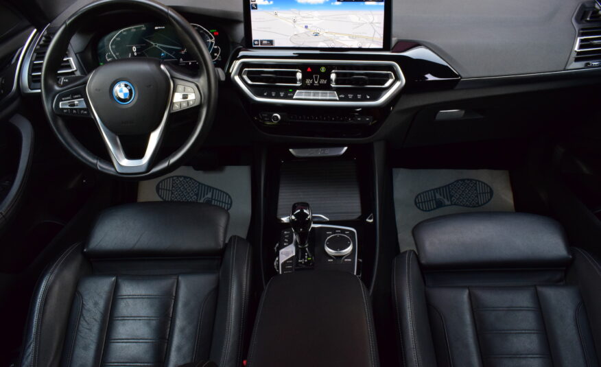 BMW X3 30e PHEV SPORTZETELS – LEDER – NAVI – LED – 360° CAM – 20″ ALU –  FACELIFT