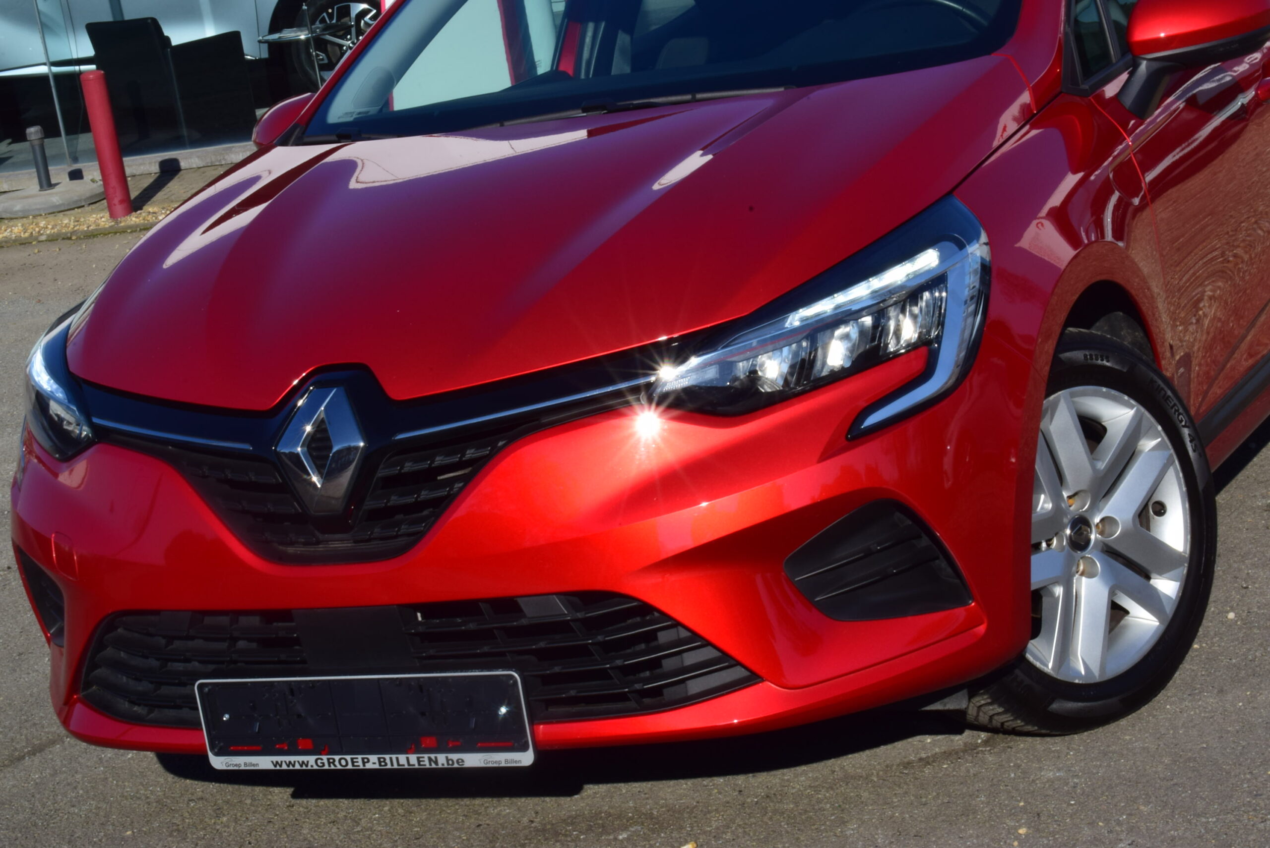 RENAULT CLIO 1.0SCe NAVIGATIE – AIRCO – PARKEERSENSOREN – 60.000km