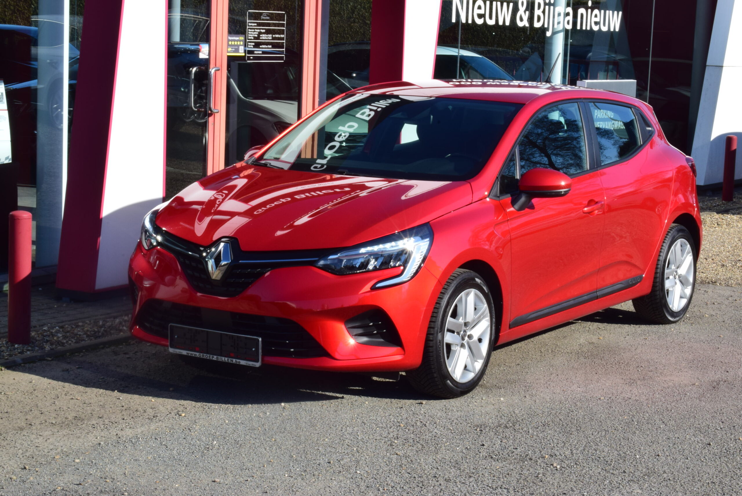 RENAULT CLIO 1.0SCe NAVIGATIE – AIRCO – PARKEERSENSOREN – 60.000km