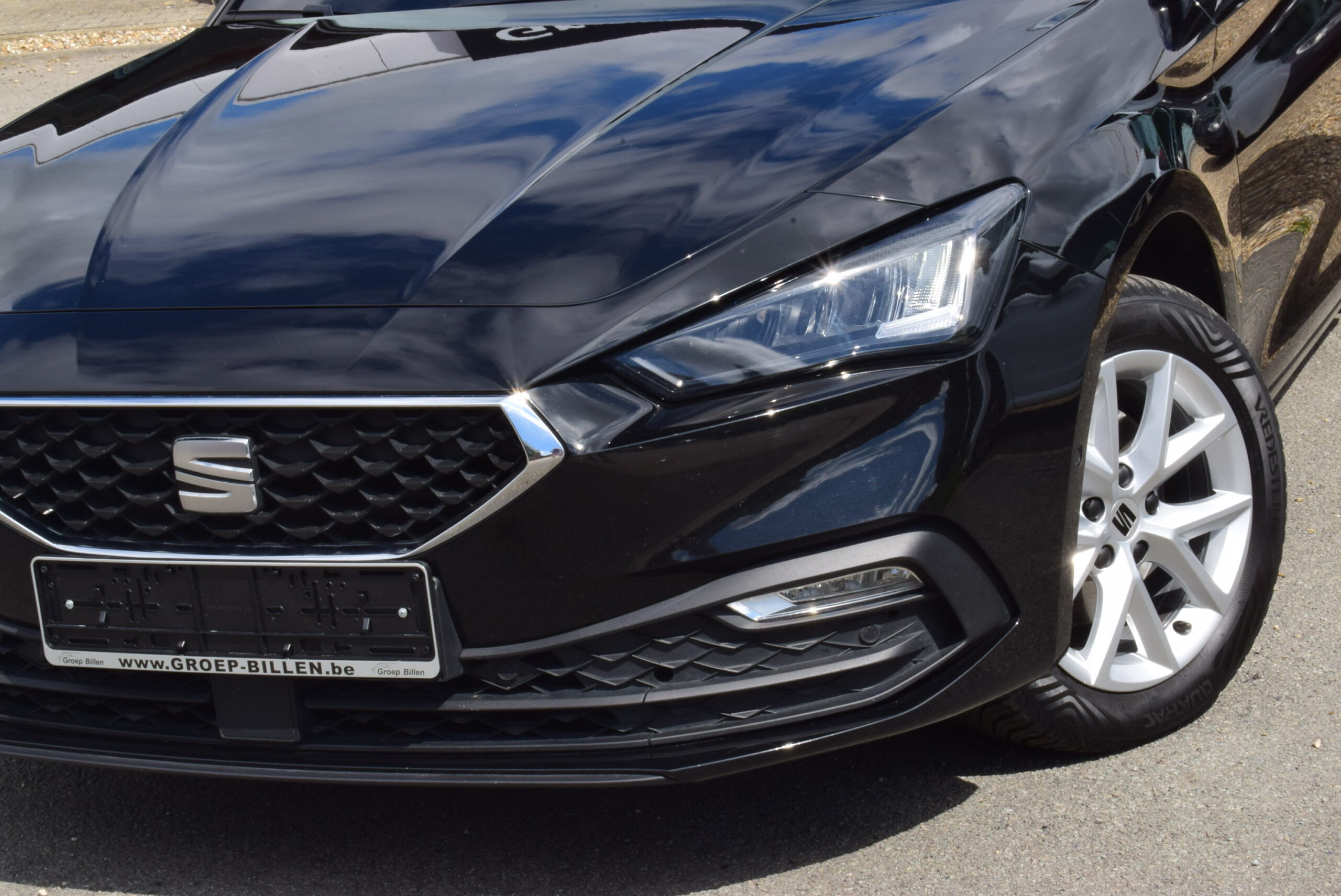 SEAT LEON ST 1.0TSi 116pk – NAVIGATIE – LED – CARPLAY – PDC – PARK ASSIST