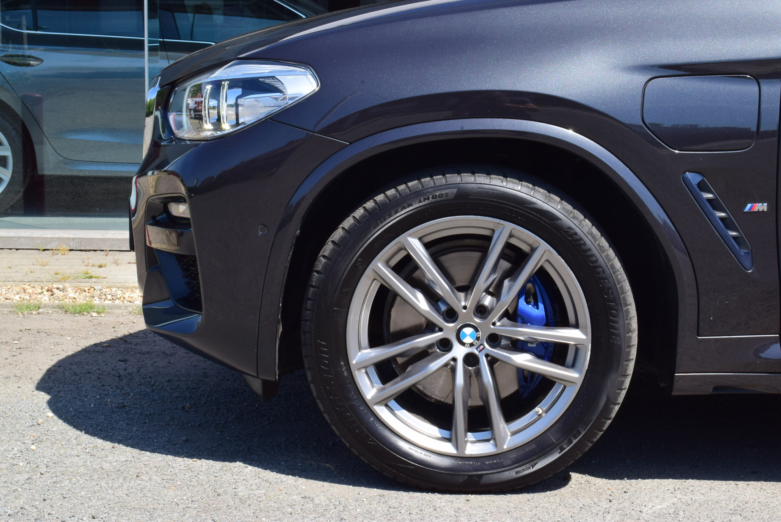 BMW X3 30e PHEV M-PACK -SPORTZETELS – LEDER – NAVI – LED – CAM – AMBIENT LIGHT – 19″ ALU – IN OPTIE