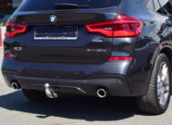 BMW X3 30e PHEV M-PACK -SPORTZETELS – LEDER – NAVI – LED – CAM – AMBIENT LIGHT – 19″ ALU