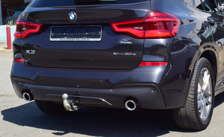 BMW X3 30e PHEV M-PACK -SPORTZETELS – LEDER – NAVI – LED – CAM – AMBIENT LIGHT – 19″ ALU