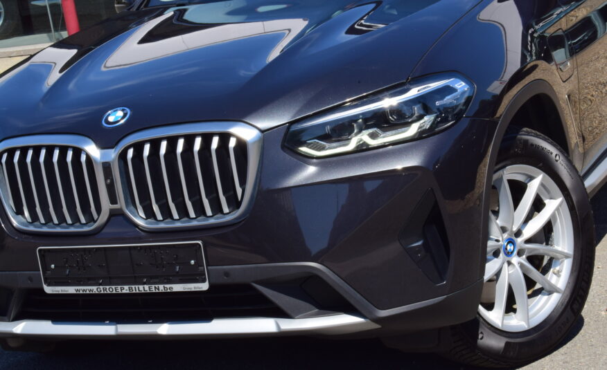 BMW X3 30e PHEV SPORTZETELS – LEDER – NAVI – LED – 360° CAM – 73.000km – FACELIFT