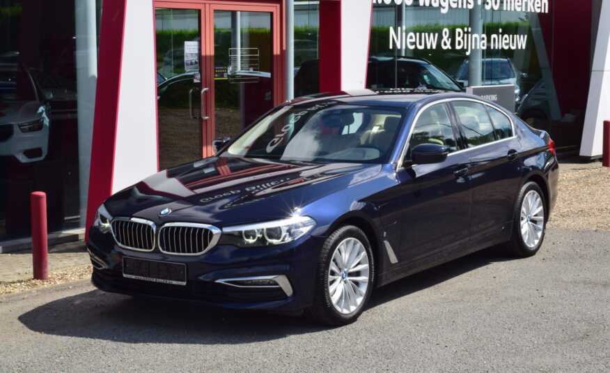 BMW 530eA PHEV LUXURY LINE – LEDER – NAVI – FULL LED – ZETELVERW. – AMBIENT LIGHT