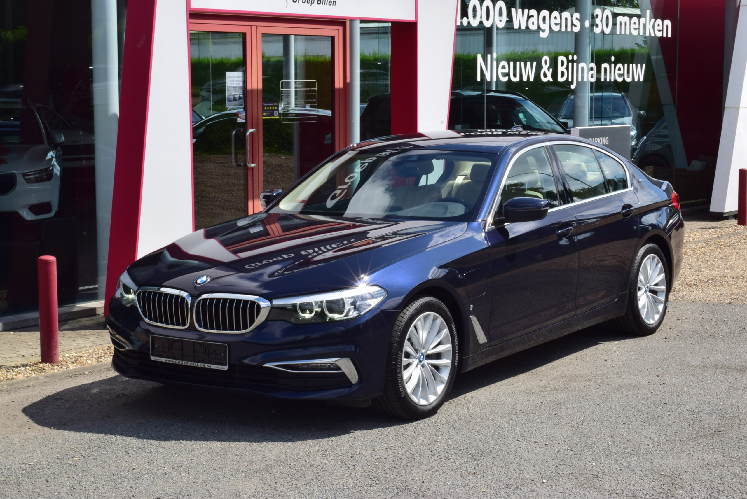 BMW 530eA PHEV LUXURY LINE – LEDER – NAVI – FULL LED – ZETELVERW. – AMBIENT LIGHT