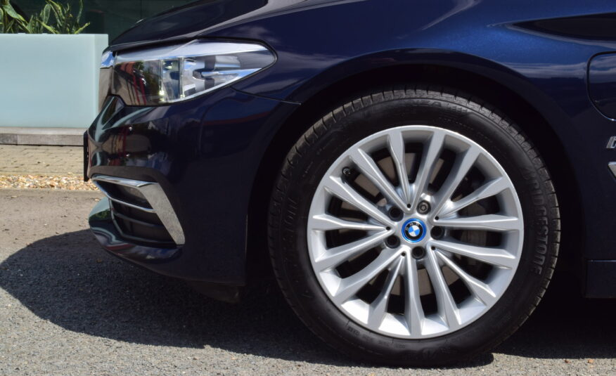 BMW 530eA PHEV LUXURY LINE – LEDER – NAVI – FULL LED – ZETELVERW. – AMBIENT LIGHT