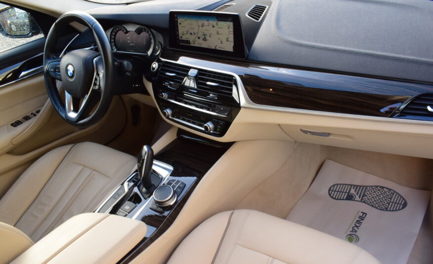 BMW 530eA PHEV LUXURY LINE – LEDER – NAVI – FULL LED – ZETELVERW. – AMBIENT LIGHT