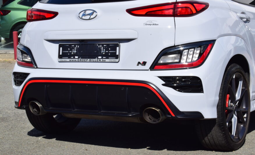 HYUNDAI KONA N 2.0T-GDi 280pk – 1/2 LEDER – NAVI – OPEN DAK – LED – CAMERA – HUD – ELEKTRISCHE ZETELS