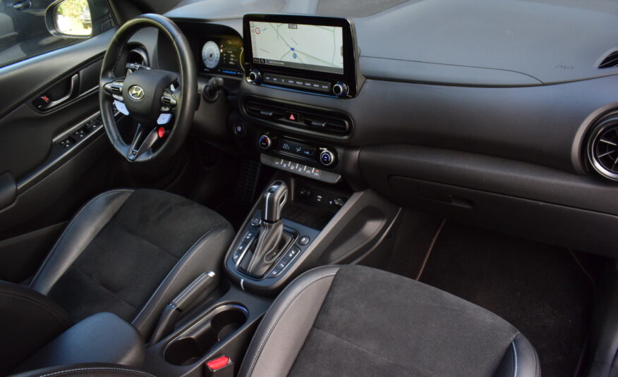 HYUNDAI KONA N 2.0T-GDi 280pk – 1/2 LEDER – NAVI – OPEN DAK – LED – CAMERA – HUD – ELEKTRISCHE ZETELS