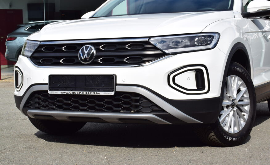 VOLKSWAGEN T-ROC 1.0TSi 115pk – NAVIGATIE – LED – PDC – ZETELVERWARMING – VERKOCHT