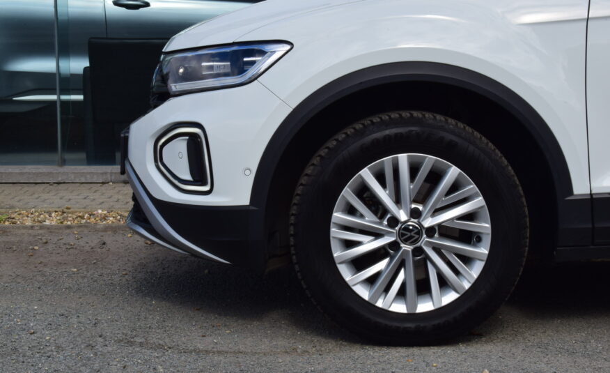 VOLKSWAGEN T-ROC 1.0TSi 115pk – NAVIGATIE – LED – PDC – ZETELVERWARMING – VERKOCHT