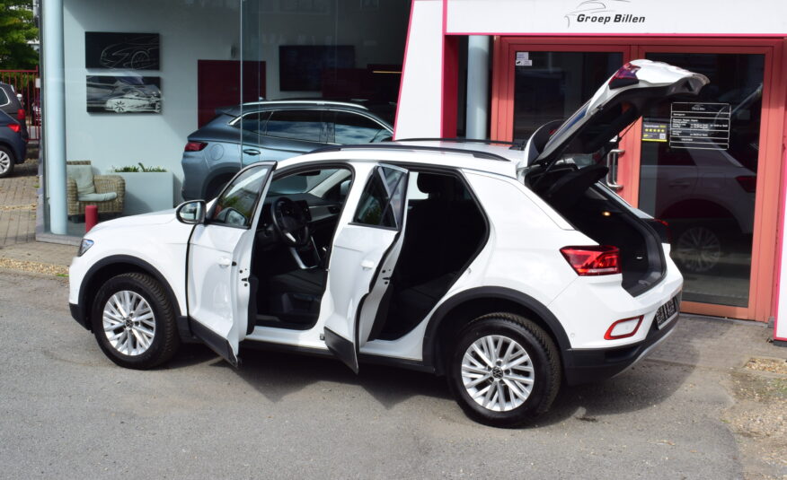 VOLKSWAGEN T-ROC 1.0TSi 115pk – NAVIGATIE – LED – PDC – ZETELVERWARMING – VERKOCHT