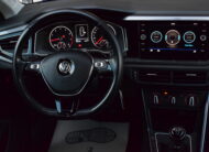 VOLKSWAGEN POLO 1.0TSi CARPLAY – ALU – CAMERA – PDC – GARANTIE – VERKOCHT