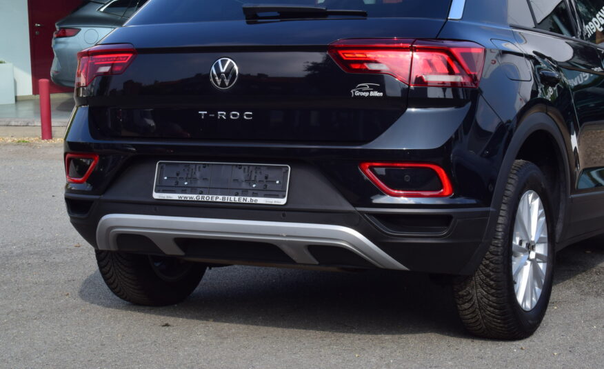 VOLKSWAGEN T-ROC 1.0TSi 115pk – NAVIGATIE – LED – PDC – ZETELVERWARMING – 2 JAAR GARANTIE
