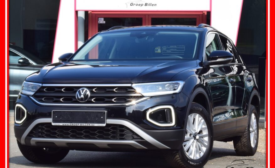 VOLKSWAGEN T-ROC 1.0TSi 115pk – NAVIGATIE – LED – PDC – ZETELVERWARMING – 2 JAAR GARANTIE