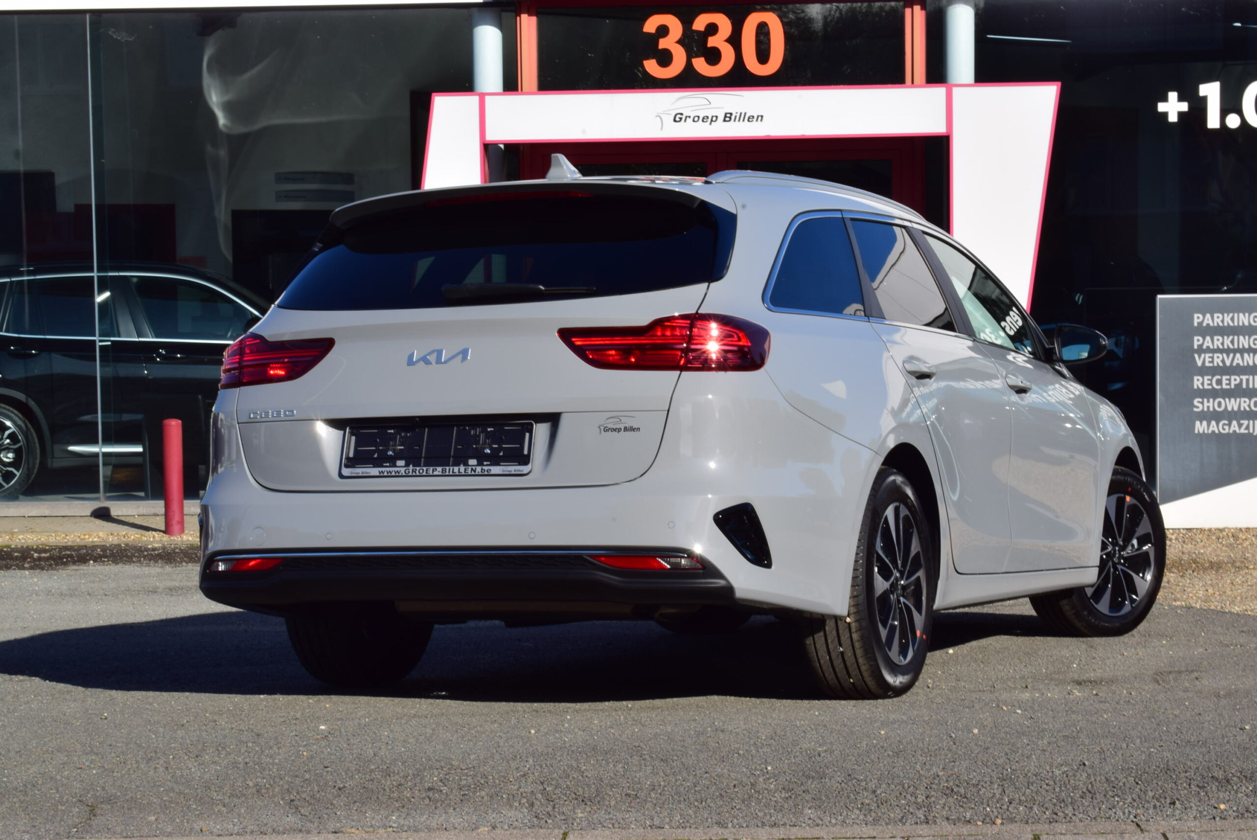 KIA Cee’d SW 1.0T-GDi 100pk – 1/2 LEDER – NAVI – FULL LED – ZETELVERWARMING – CAMERA – JBL