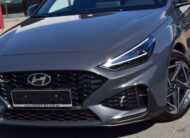 HYUNDAI i30 WAGEN N-LINE 1.5T-GDI 140pk aut. – NAVI – FULL LED – CAMERA – ZETELVERWARMING – 18″ ALU – VERKOCHT