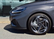 HYUNDAI i30 WAGEN N-LINE 1.5T-GDI 140pk aut. – NAVI – FULL LED – CAMERA – ZETELVERWARMING – 18″ ALU – VERKOCHT