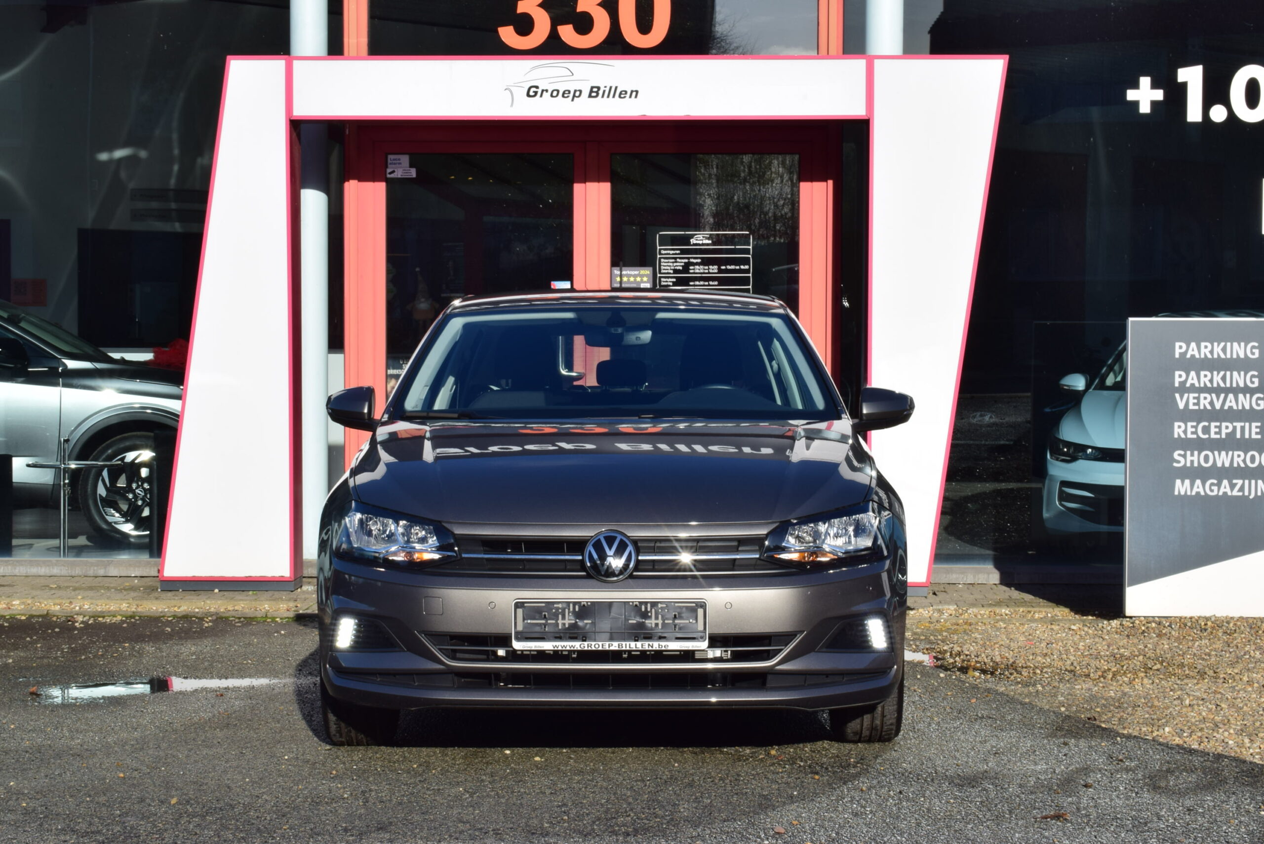 VOLKSWAGEN POLO 1.0TSi aut. CARPLAY – PDC v/a – ALU – 6.000km – VERKOCHT