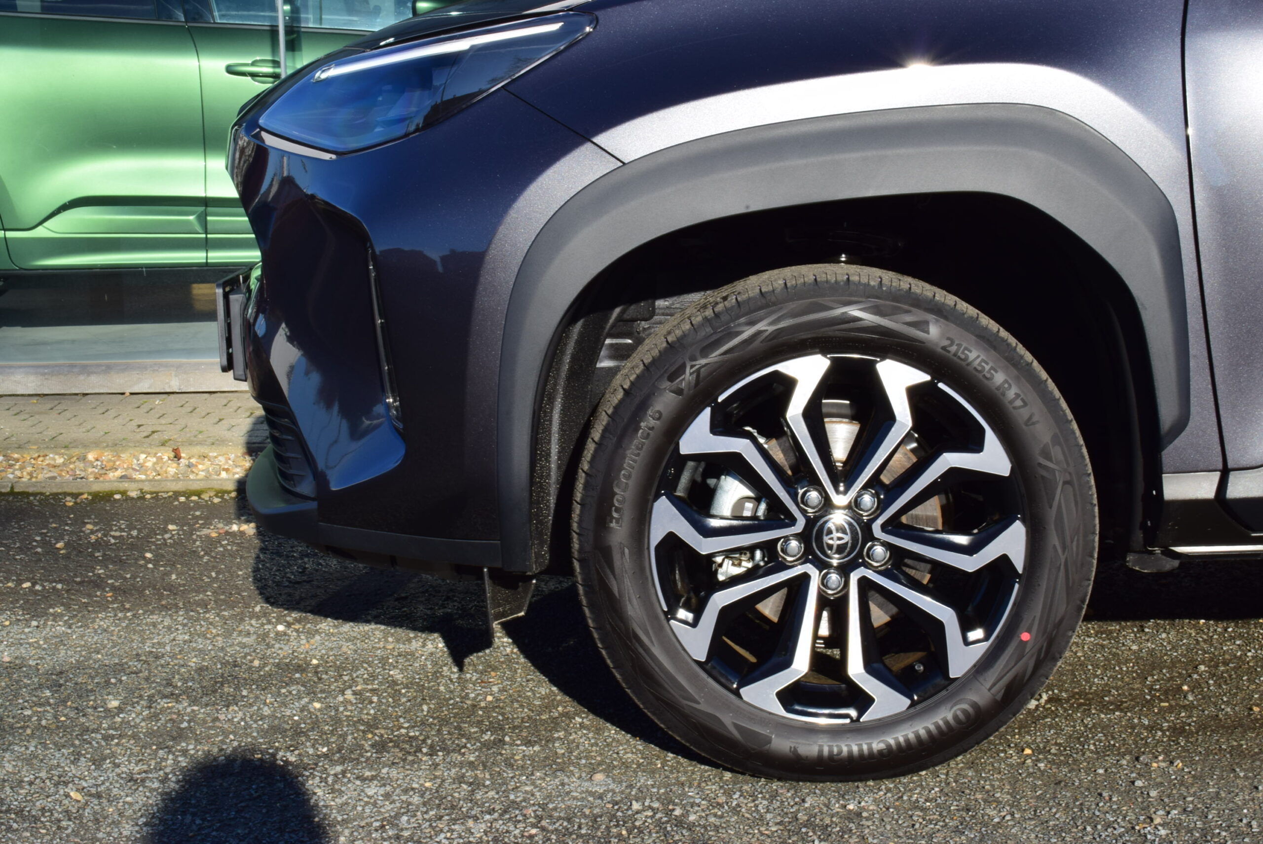 TOYOTA YARIS CROSS HYBRID 116pk – CARPLAY – LED – CAMERA – ZETELVERWARMING – VERKOCHT / VENDU