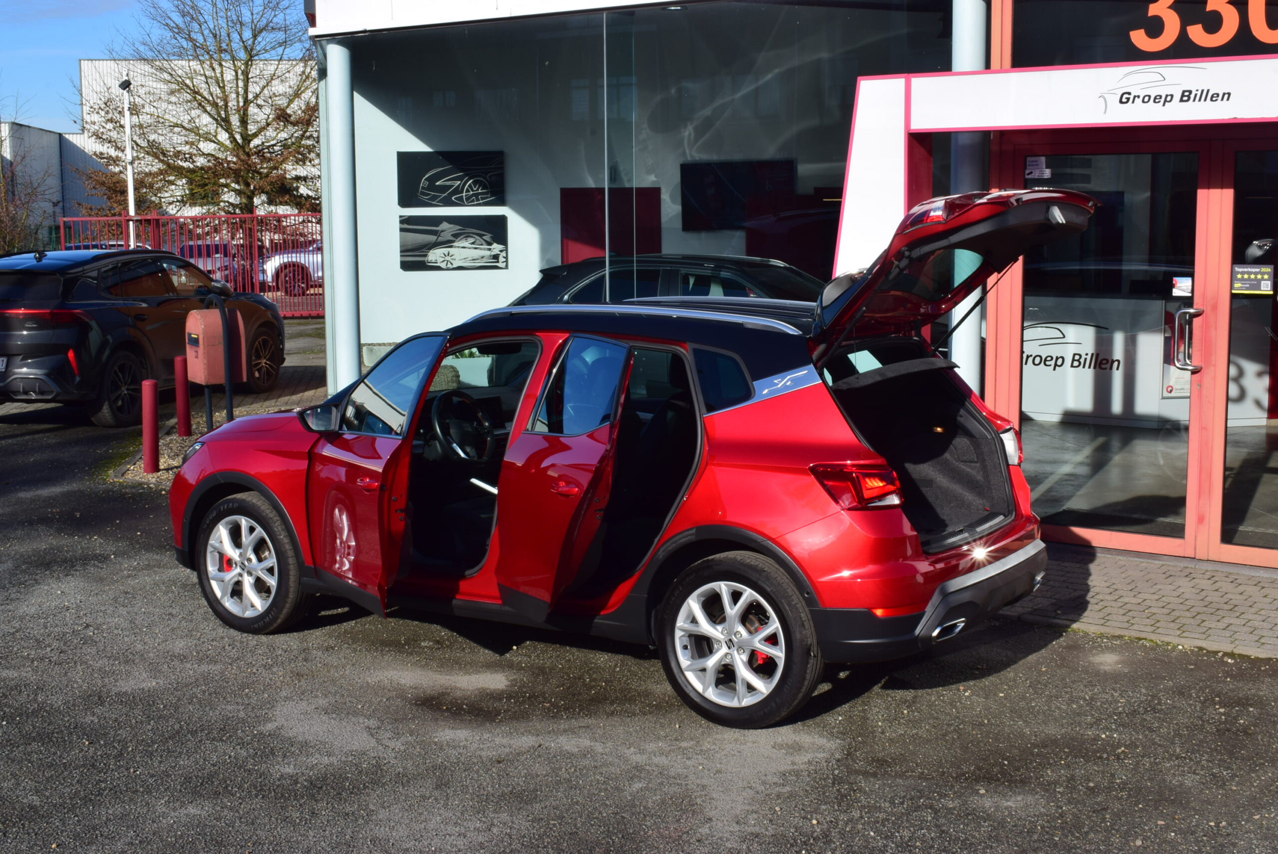 SEAT ARONA FR XL 1.5TSi DSG LEDER/ALCANTARA – NAVI – FULL LED – KEYLESS – CAMERA – AMBIENT LIGHT