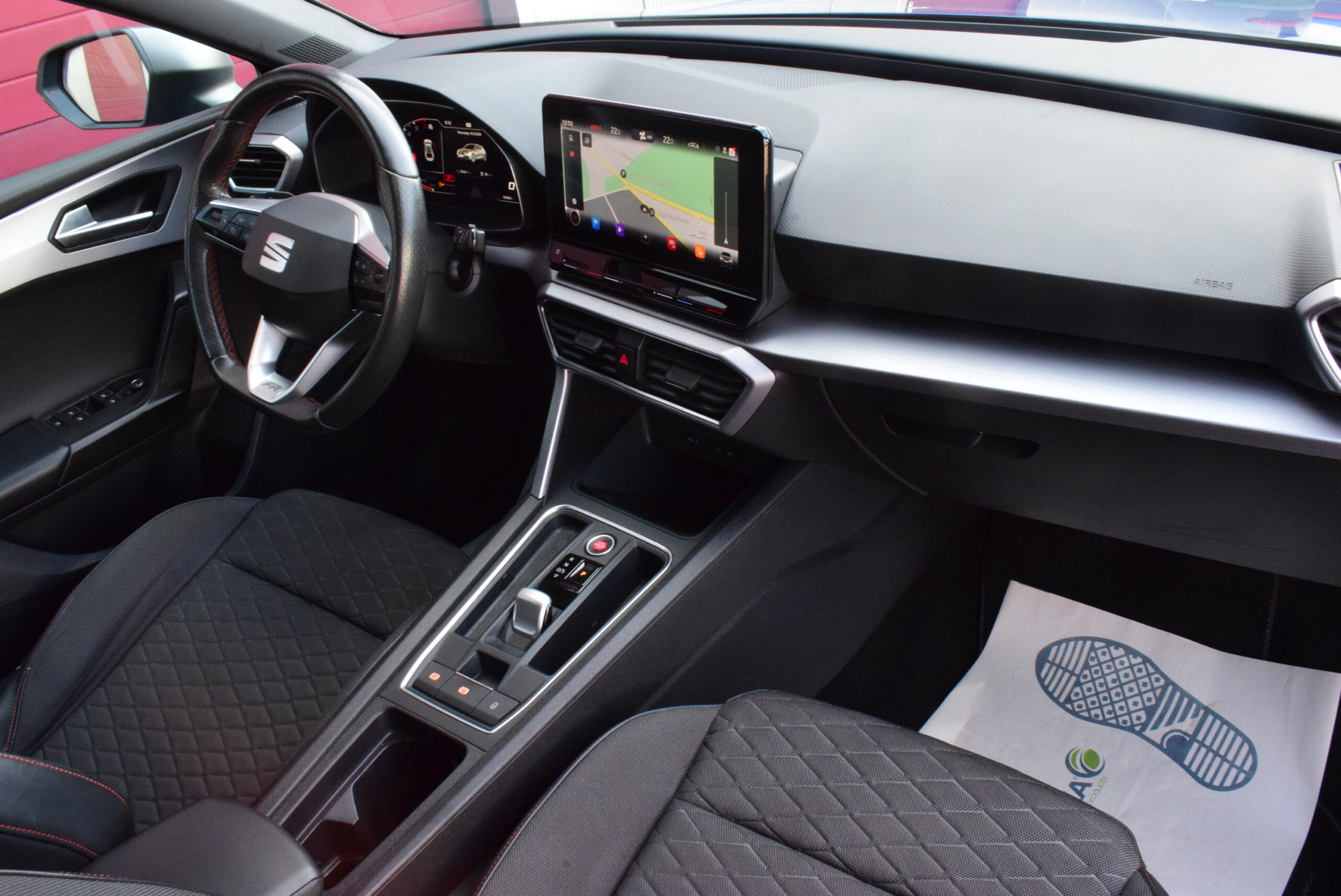 SEAT LEON FR 2.0TDi 150pk aut. 1/2 LEDER – NAVI – LED – EURO 6