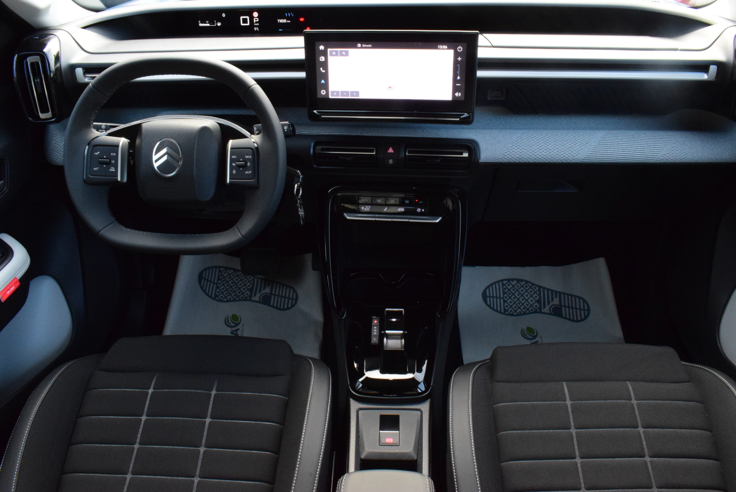 Citroen C3 1200MHEV – 1/2 LEDER – NAVI – LED – CAMERA – ALU – 1.000km – VERKOCHT