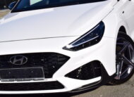 HYUNDAI i30 WAGEN N-LINE 1.5T-GDI 140pk aut. – NAVI – FULL LED – CAMERA – ZETELVERWARMING – 18″ ALU – NIEUW