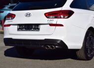 HYUNDAI i30 WAGEN N-LINE 1.5T-GDI 140pk aut. – NAVI – FULL LED – CAMERA – ZETELVERWARMING – 18″ ALU – NIEUW