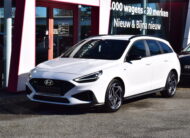 HYUNDAI i30 WAGEN N-LINE 1.5T-GDI 140pk aut. – NAVI – FULL LED – CAMERA – ZETELVERWARMING – 18″ ALU – NIEUW