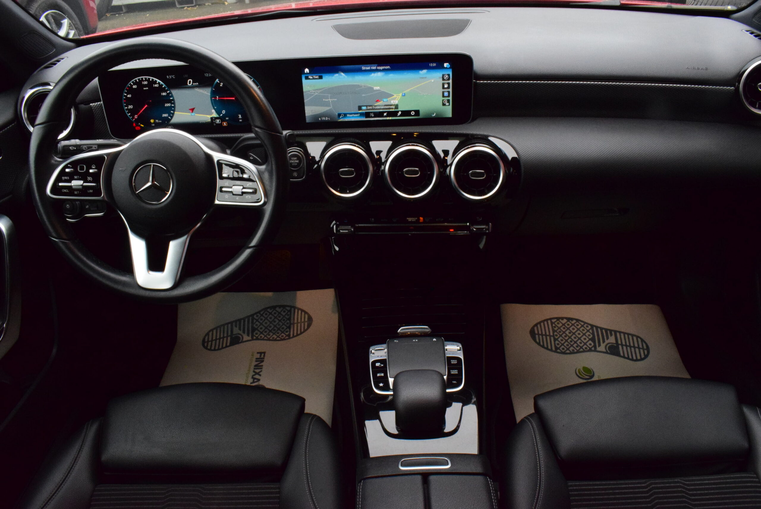 Mercedes-Benz A180CDi aut. 1/2 LEDER – NAVI – LED – WIDESCREEN – PARK ASSIST – PDC v/a – 62.000km