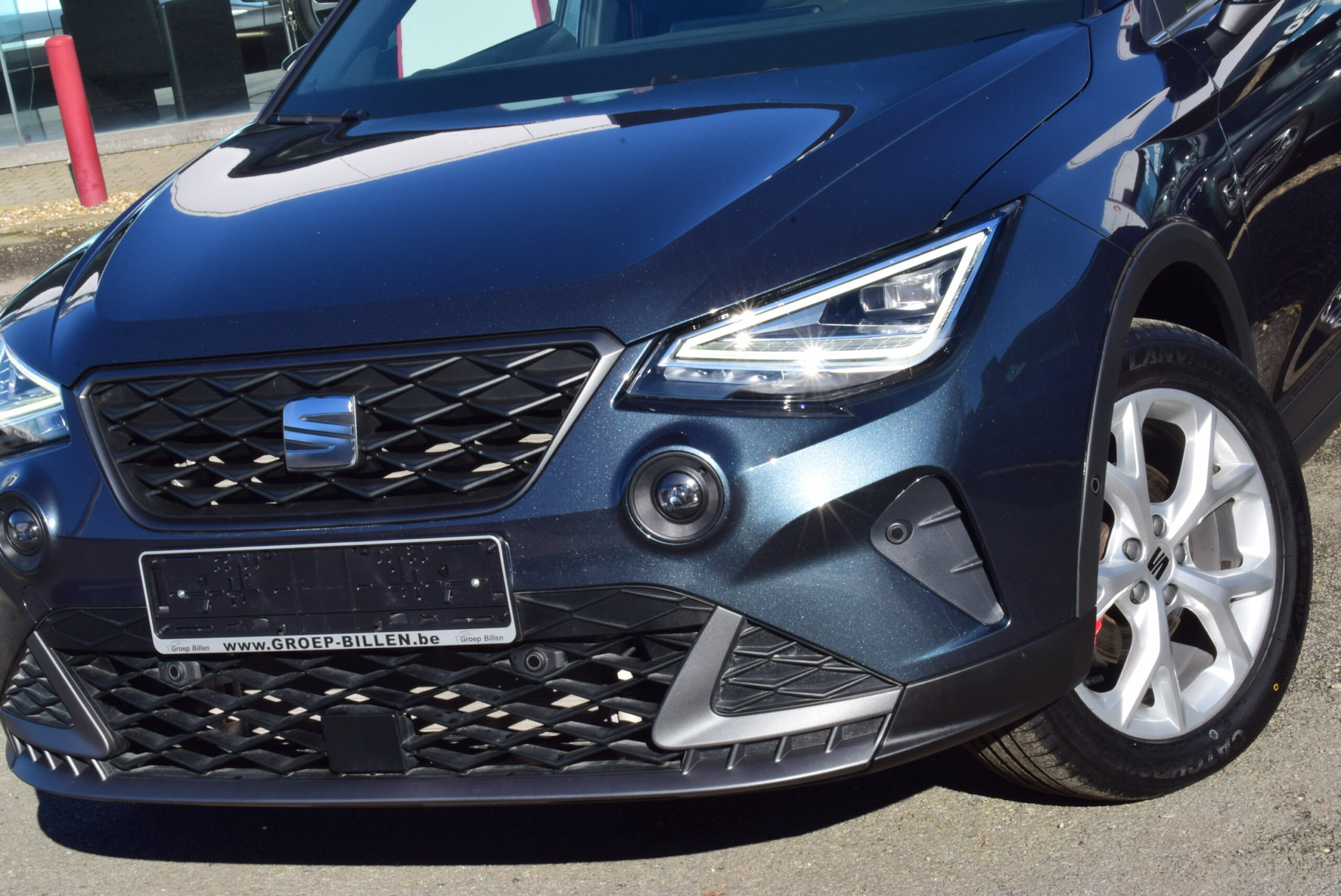 SEAT ARONA FR XL 1.5TSi DSG LEDER/ALCANTARA – NAVI – FULL LED – KEYLESS – CAMERA – AMBIENT LIGHT