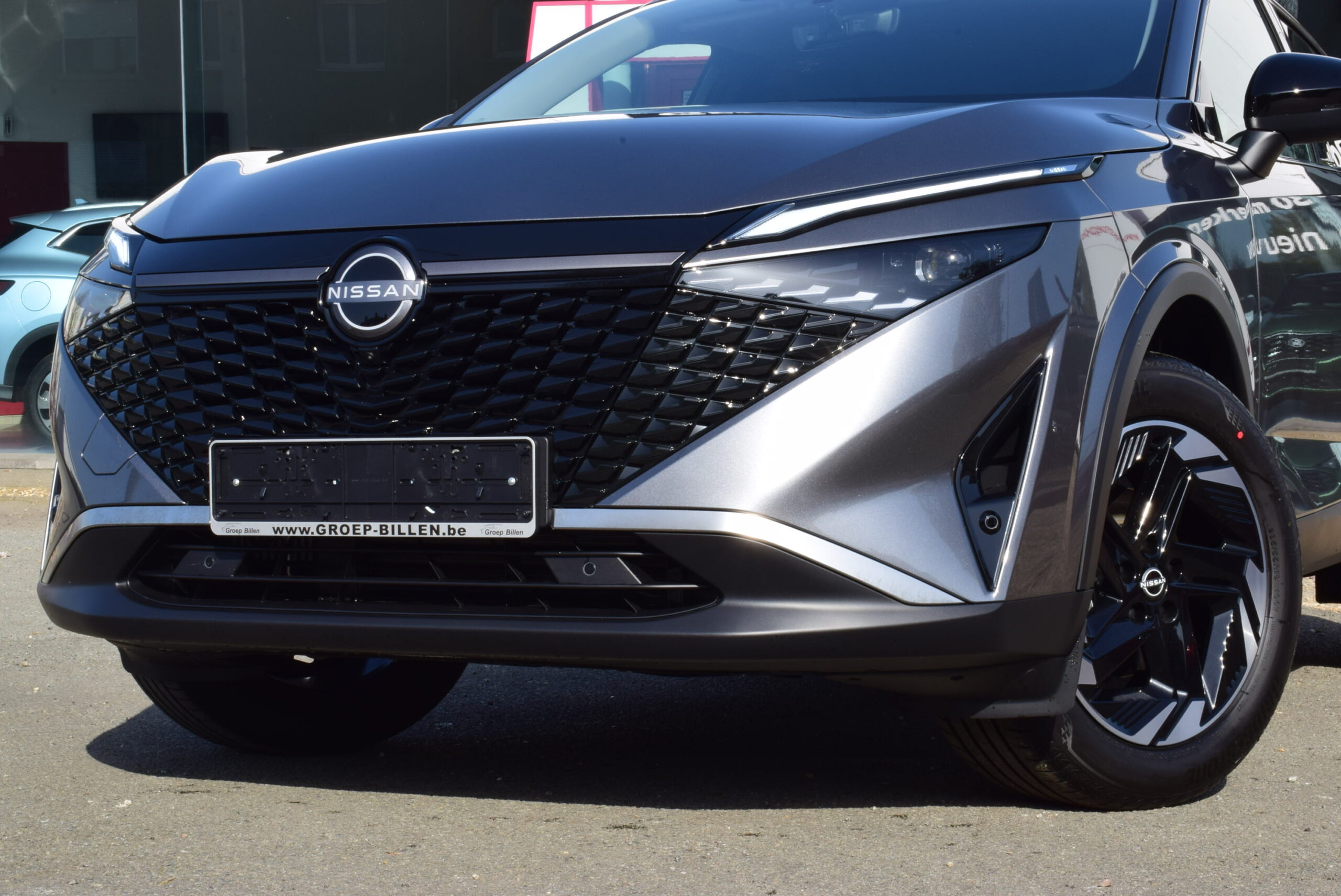 NISSAN QASHQAI 1.3DIG-T 158pk – 1/2 LEDER – NAVI – LED – 360° CAMERA – KEYLESS – NIEUW