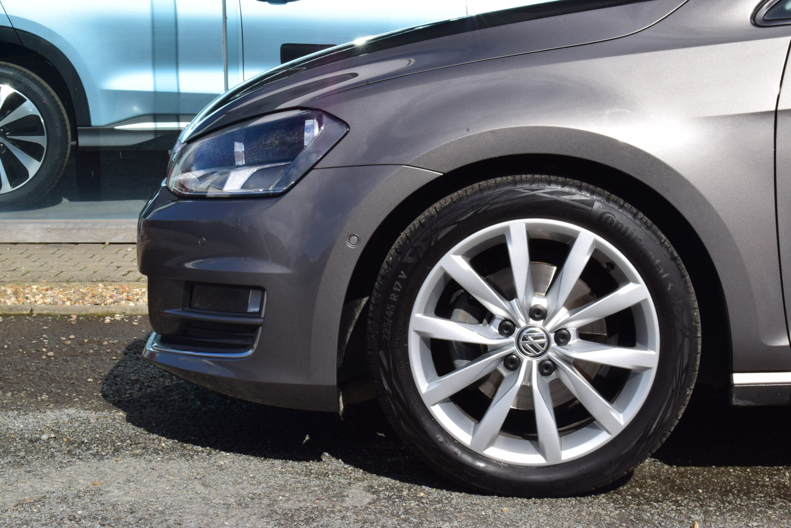Volkswagen Golf 1.4TSi ACT 140pk Highline – NAVI – PARK ASSIST – 17″ ALU – Euro 6b