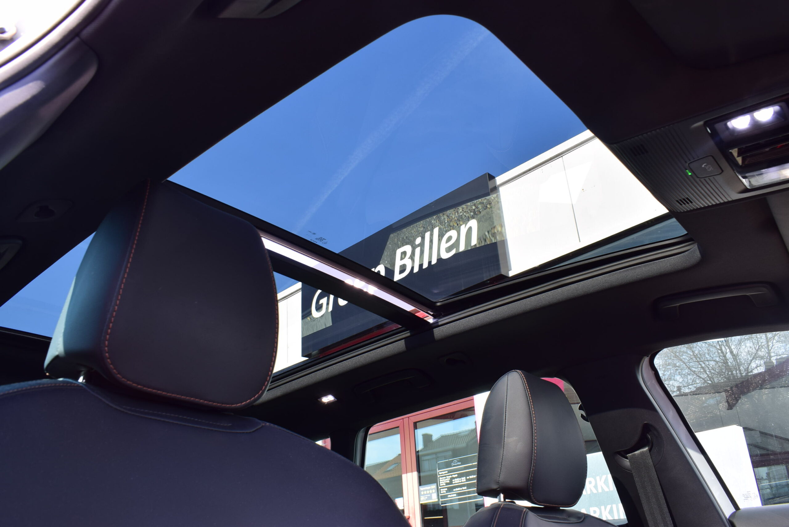 CUPRA LEON 1.5Tsi 150pk 1/2 LEDER – CARPLAY – LED – PANO DAK – CAMERA – 18″ ALU – AMBIENT LIGHT