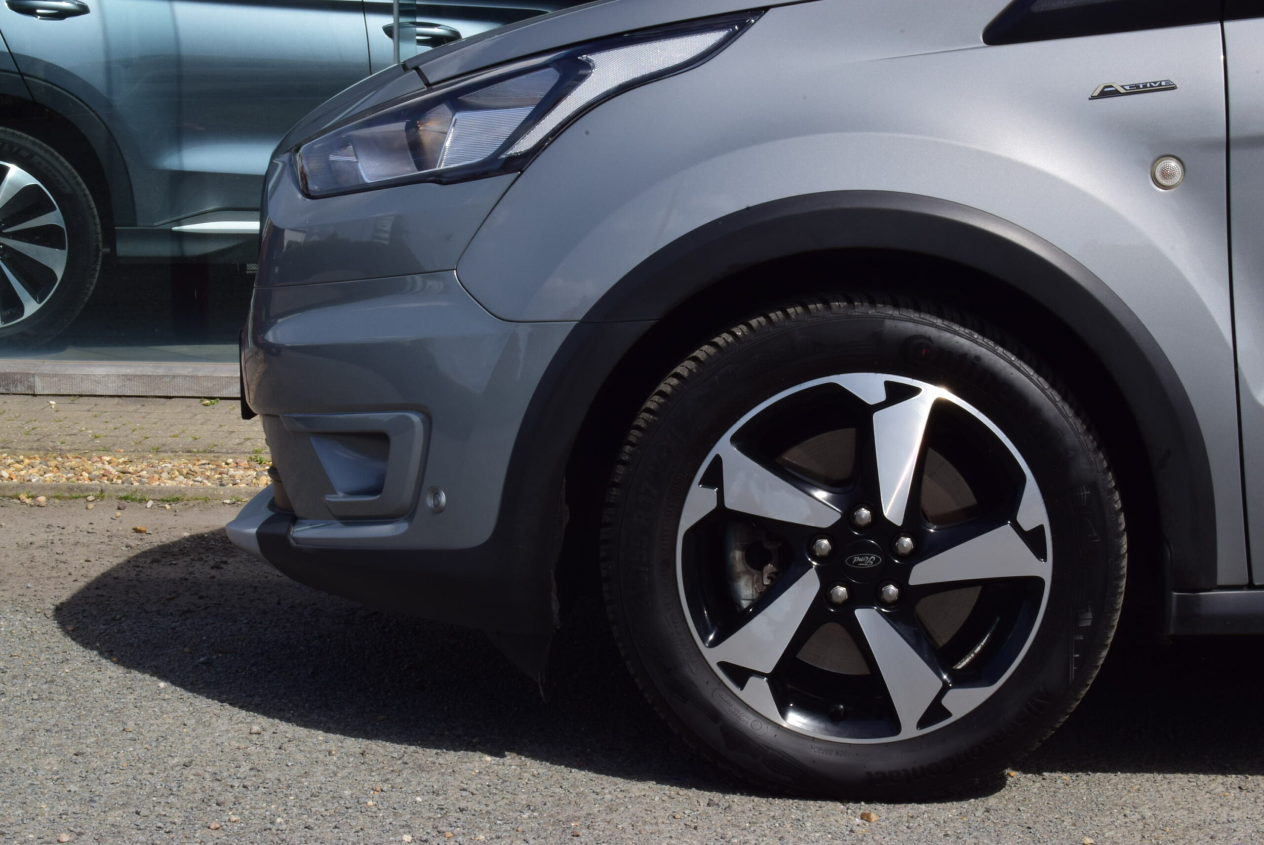 FORD TRANSIT CONNECT 1.5TDCi AUT. – NAVIGATIE – CAMERA – ZETELVERWARMING – 19.000km