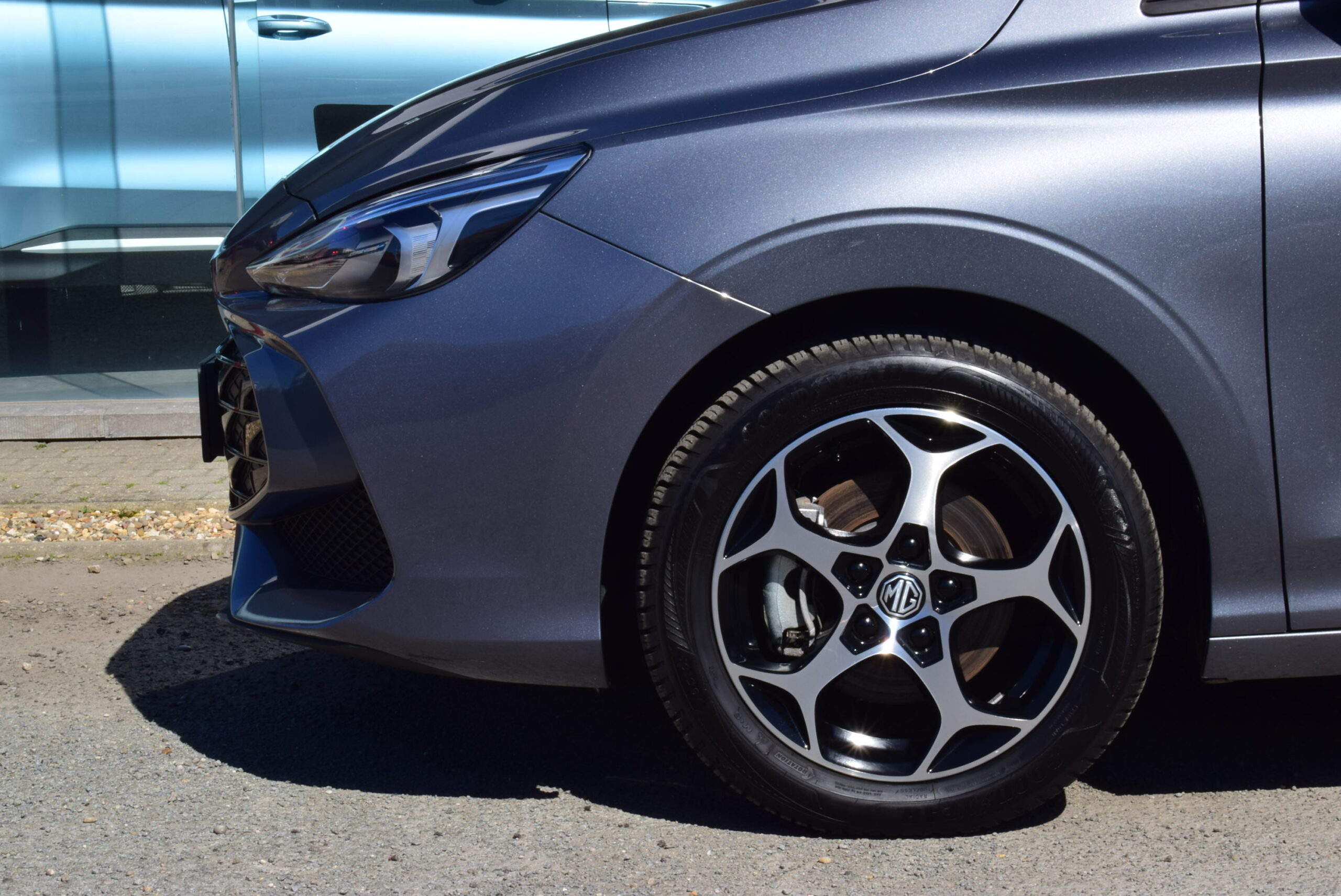 MG3 1.5i NAVI – CARPLAY – FULL LED – CAMERA – 28.000km – GARANTIE