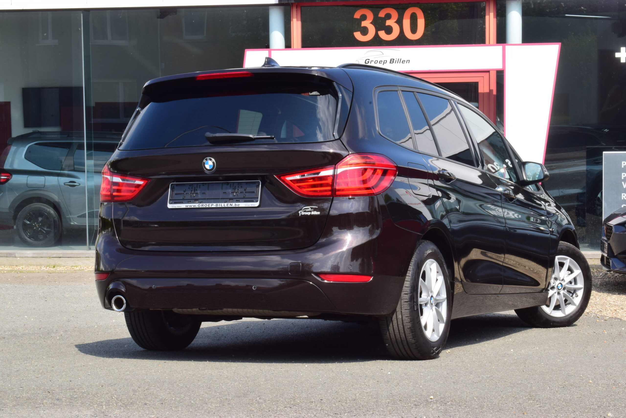 BMW 2 Gran Tourer – LEDER – NAVI – PANO DAK – CAMERA – HUD – 68.000km