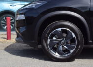 NISSAN X-TRAIL 1.5DIG-T 163pk NAVIGATIE – FULL LED – 360° CAMERA – ZETELVERWARMING – NIEUW