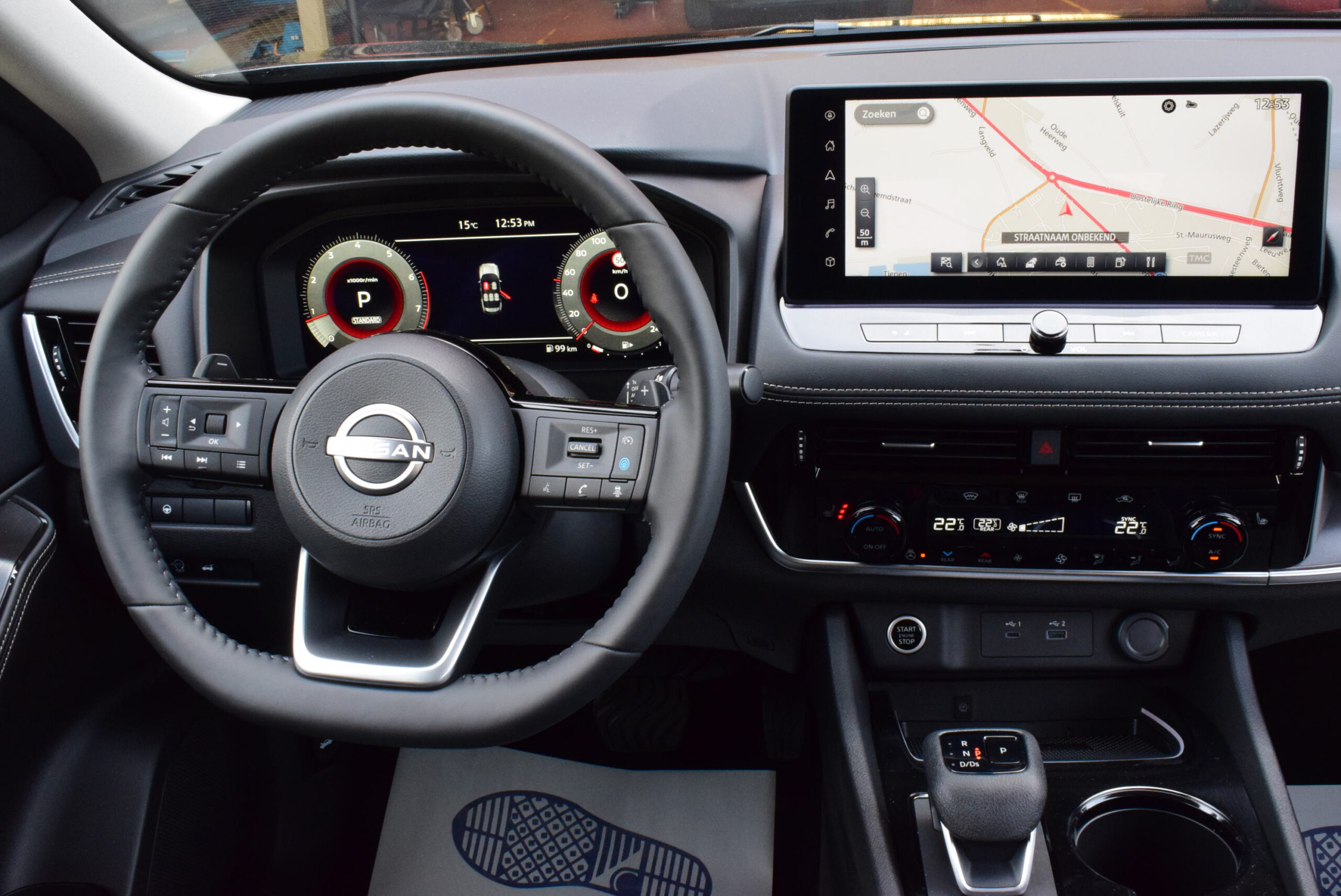 NISSAN X-TRAIL 1.5DIG-T 163pk NAVIGATIE – FULL LED – 360° CAMERA – ZETELVERWARMING – NIEUW