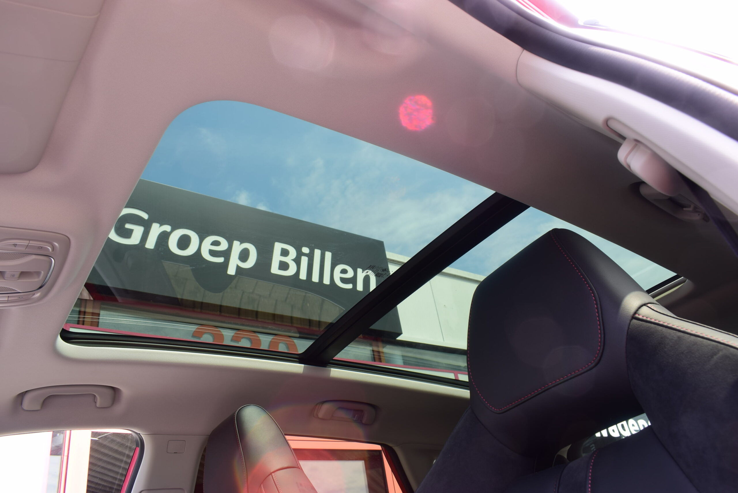 MG HS 1.5T-GDi 162pk LUXURY – LEDER – NAVI – PANO DAK – 360° CAMERA – 1.000km – VERKOCHT