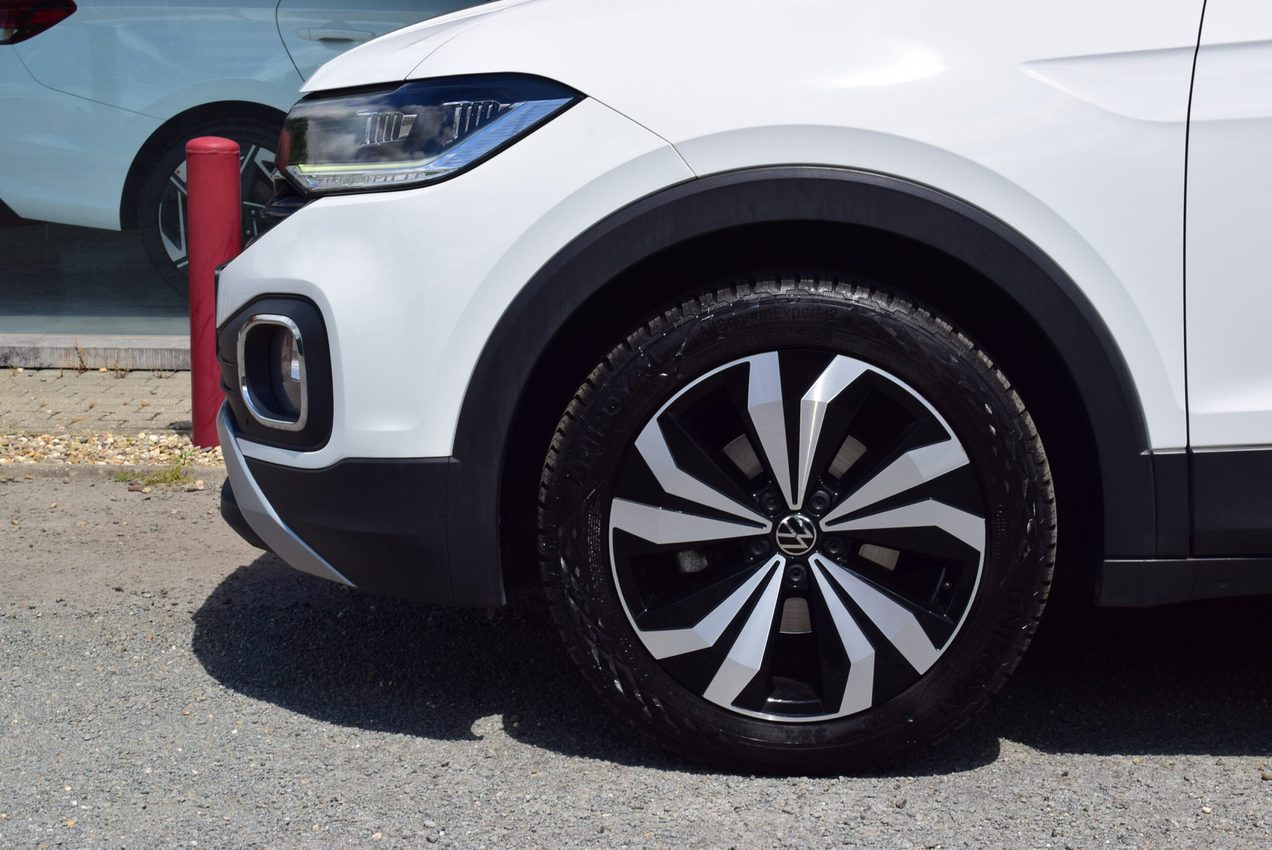 Volkswagen T-CROSS 1.5TSi 150pk – NAVI – FULL LED – CAMERA – ZETELVERWARMING – 2 JAAR GARANTIE