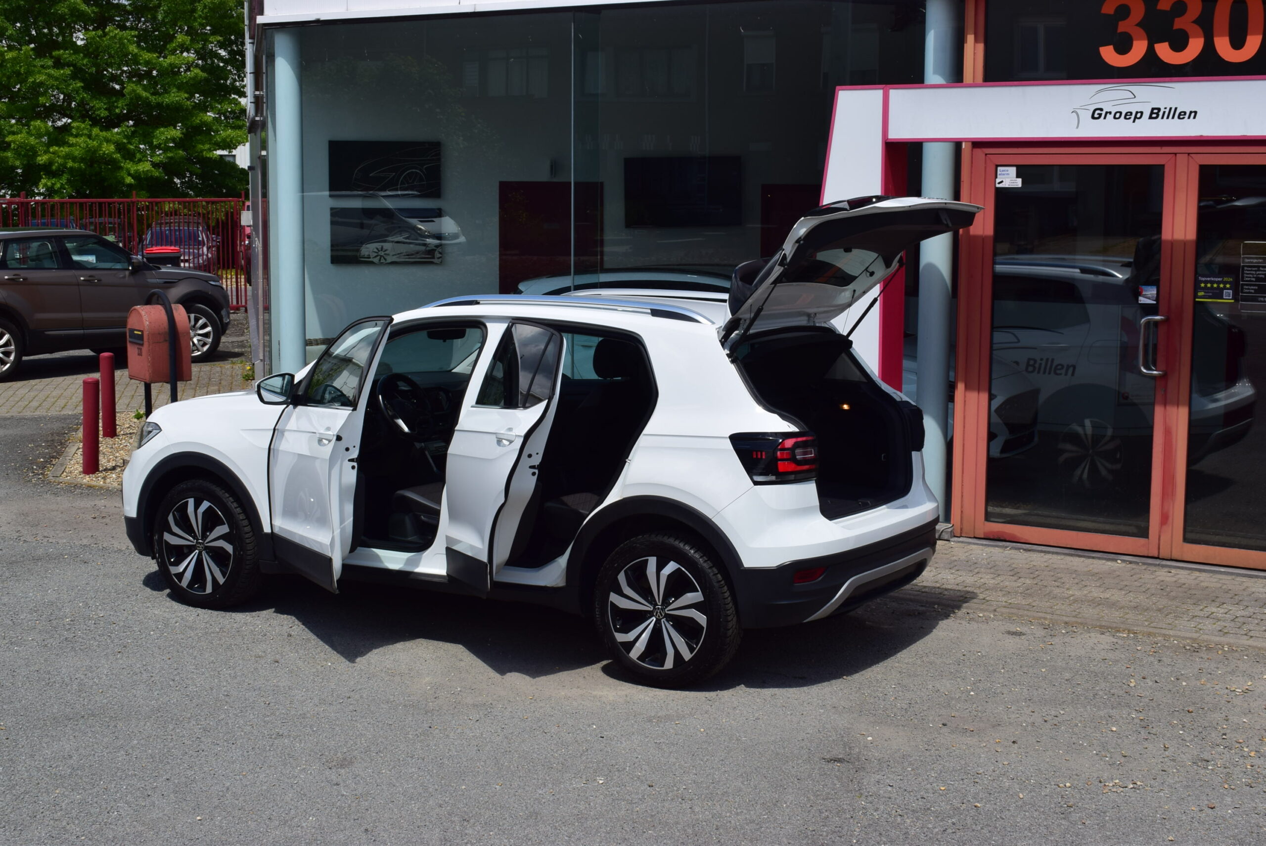 Volkswagen T-CROSS 1.5TSi 150pk – NAVI – FULL LED – CAMERA – ZETELVERWARMING – 2 JAAR GARANTIE
