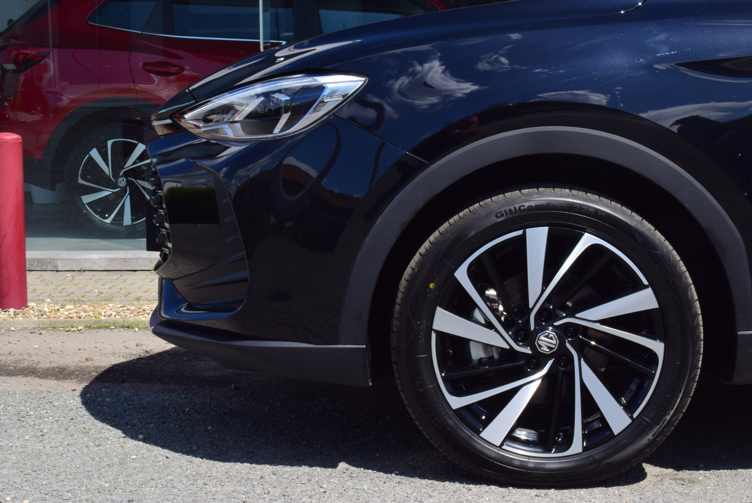 MG ZS 1.5Hybrid HEV 194pk – NAVIGATIE – LEDER – ELEK ZETELS – 360° CAMERA – NIEUW