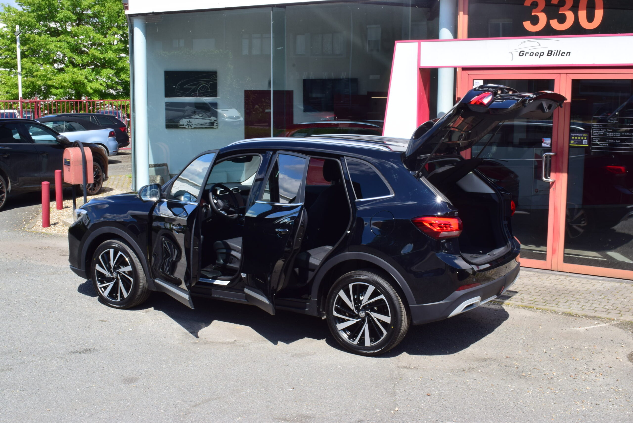 MG ZS 1.5Hybrid HEV 194pk – NAVIGATIE – LEDER – ELEK ZETELS – 360° CAMERA – NIEUW