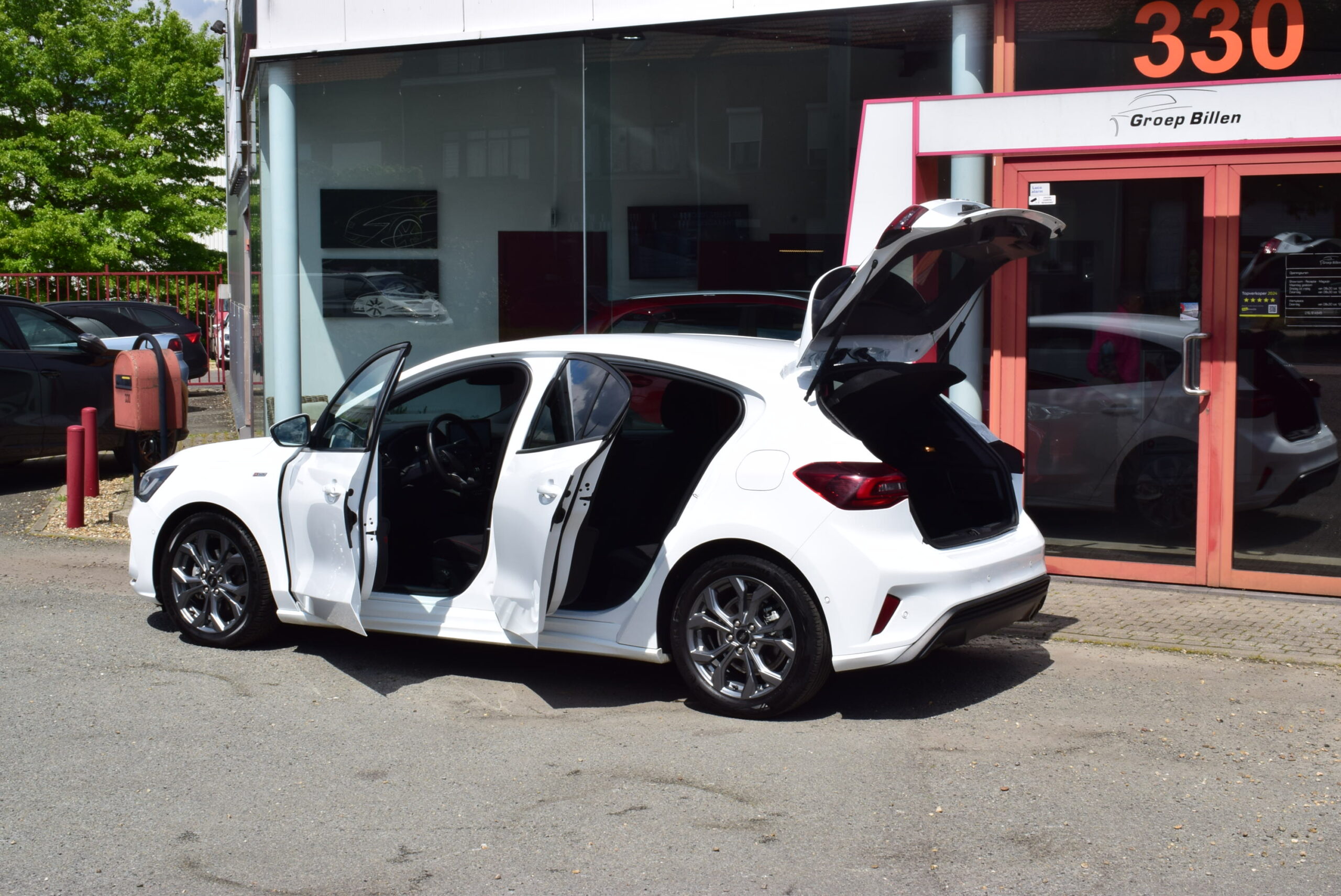 FORD FOCUS 1.0EcoBoost 155pk ST-LINE – NAVI – LED – CAMERA – ZETELVERWARMING – GARANTIE