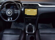 MG ZS 1.0T-GDi 111pk LEDER – NAVI – LED – 360°CAM – PANO DAK – KEYLESS – 49.000km – IN OPTIE