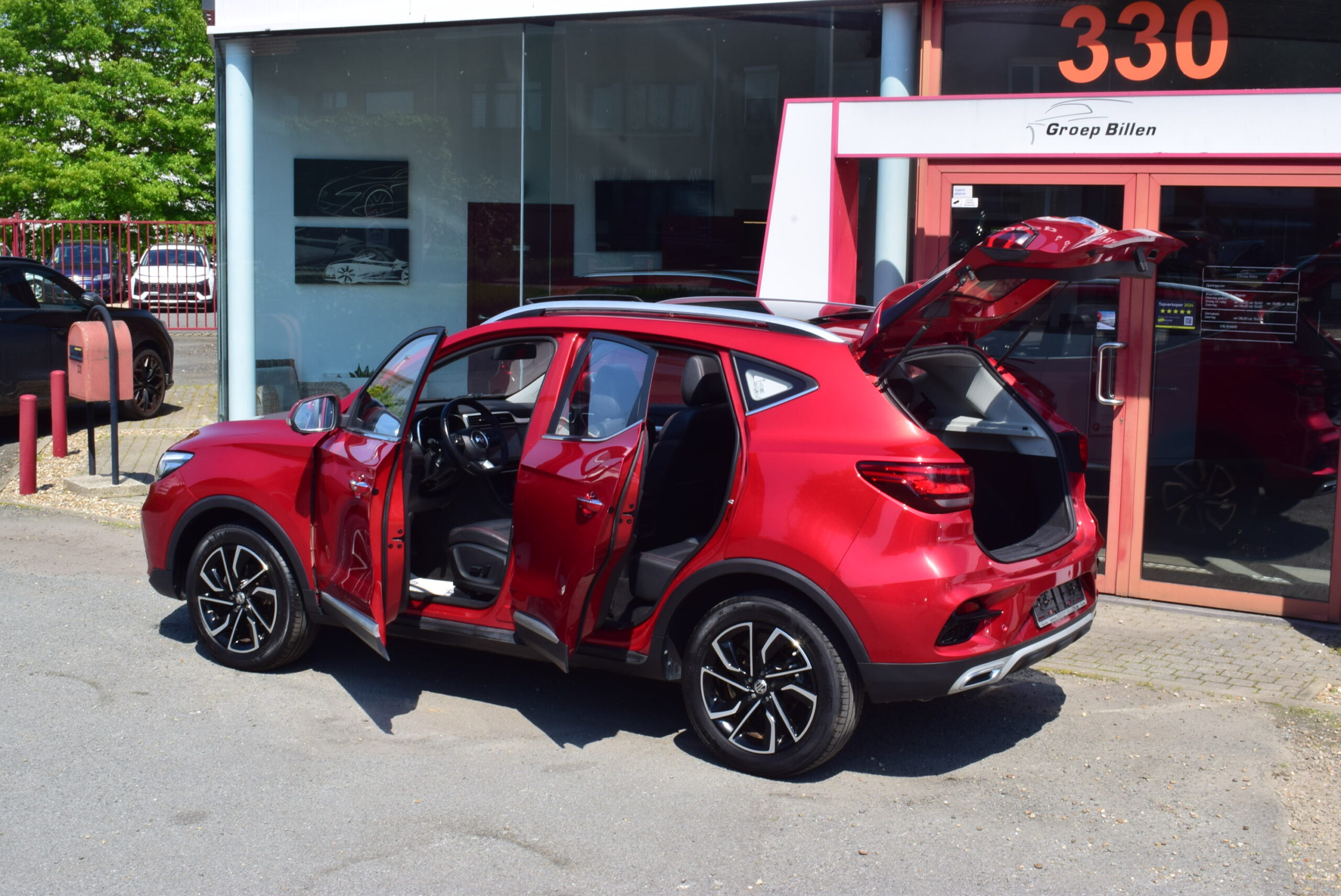 MG ZS 1.0T-GDi 111pk LEDER – NAVI – LED – 360°CAM – PANO DAK – KEYLESS – 50.000km