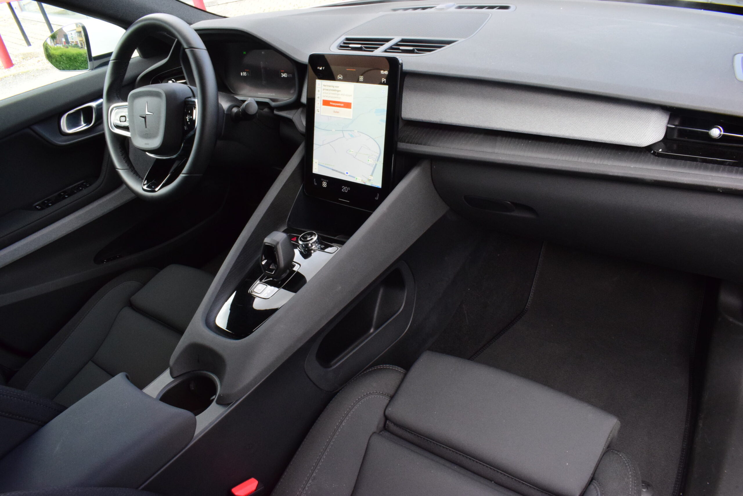 Polestar 2 64KWh – NAVIGATIE – FULL LED – CAMERA – ELEKTRISCHE ZETEL – KEYLESS – 20″ ALU – 34.000km